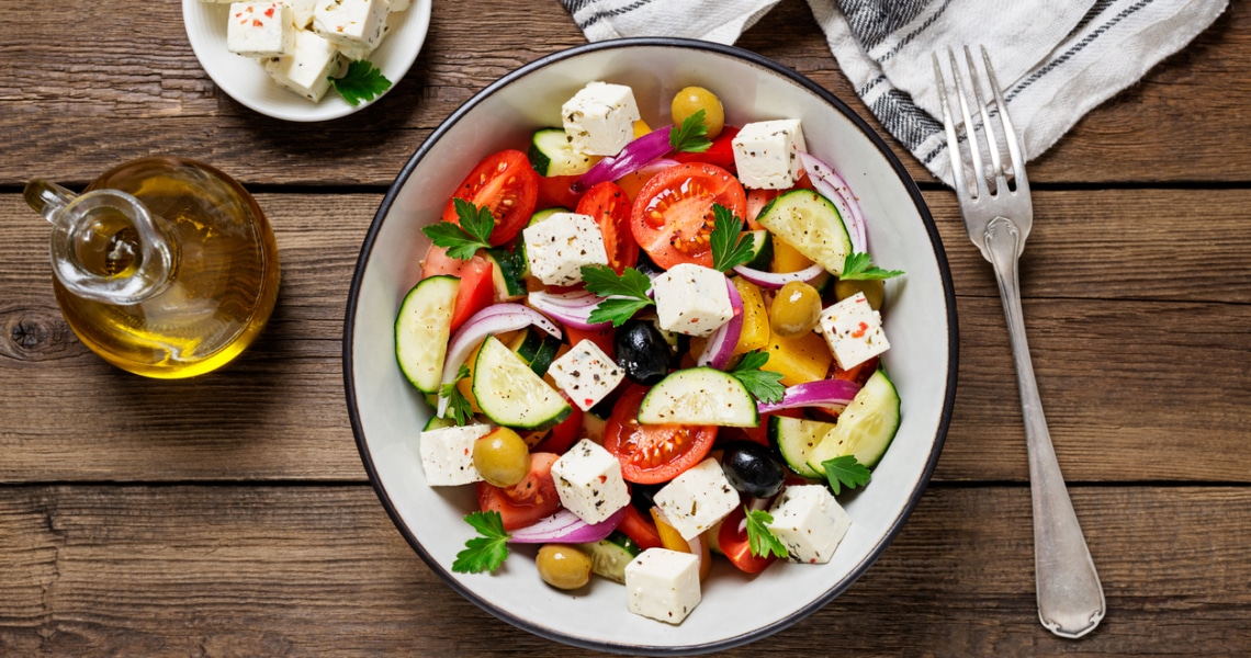 Horiatiki (griechischer Bauernsalat) Rezept Horiatiki (griechischer Bauernsalat) Rezept